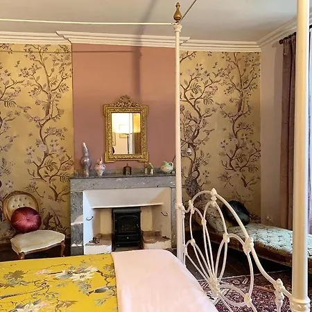 Bed and breakfast Chateau Mas De Pradie Fountain View Foissac (Aveyron)