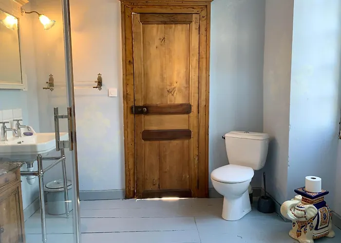 فندق مبيت وإفطار Chateau Mas De Pradie Fountain View