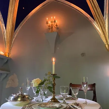 Chateau Mas De Pradie Fountain View Bed & Breakfast Foissac (Aveyron)