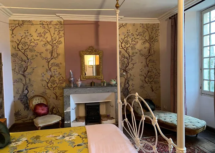 Chateau Mas De Pradie Fountain View Foissac (Aveyron)